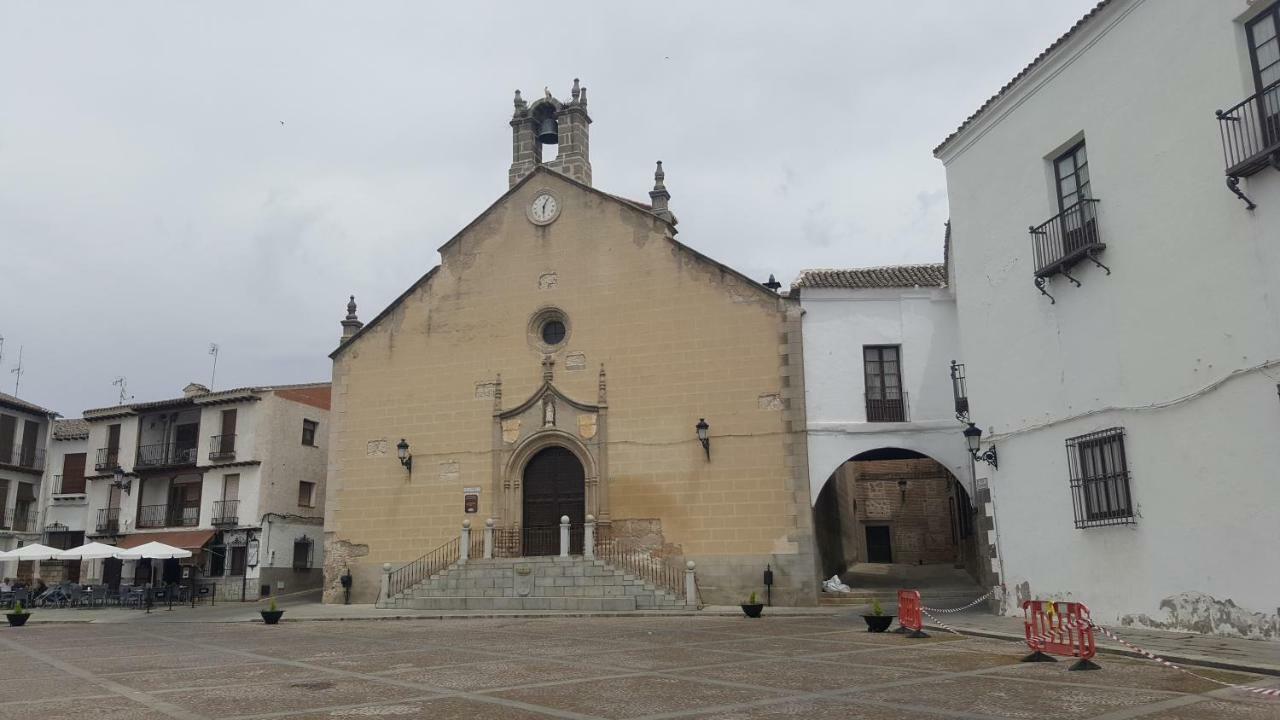 Вілла La Casa De La Puebla La Puebla de Montalban Екстер'єр фото